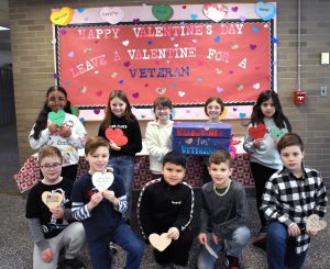 students with valentines